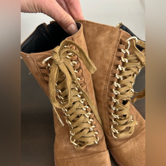 Stylish Beige Wedge Sneakers - Picture 4 of 7